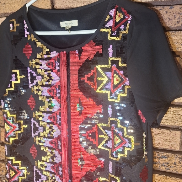 Everly Small Black and Red Geometric Seqin Mini Dress - Picture 2 of 5